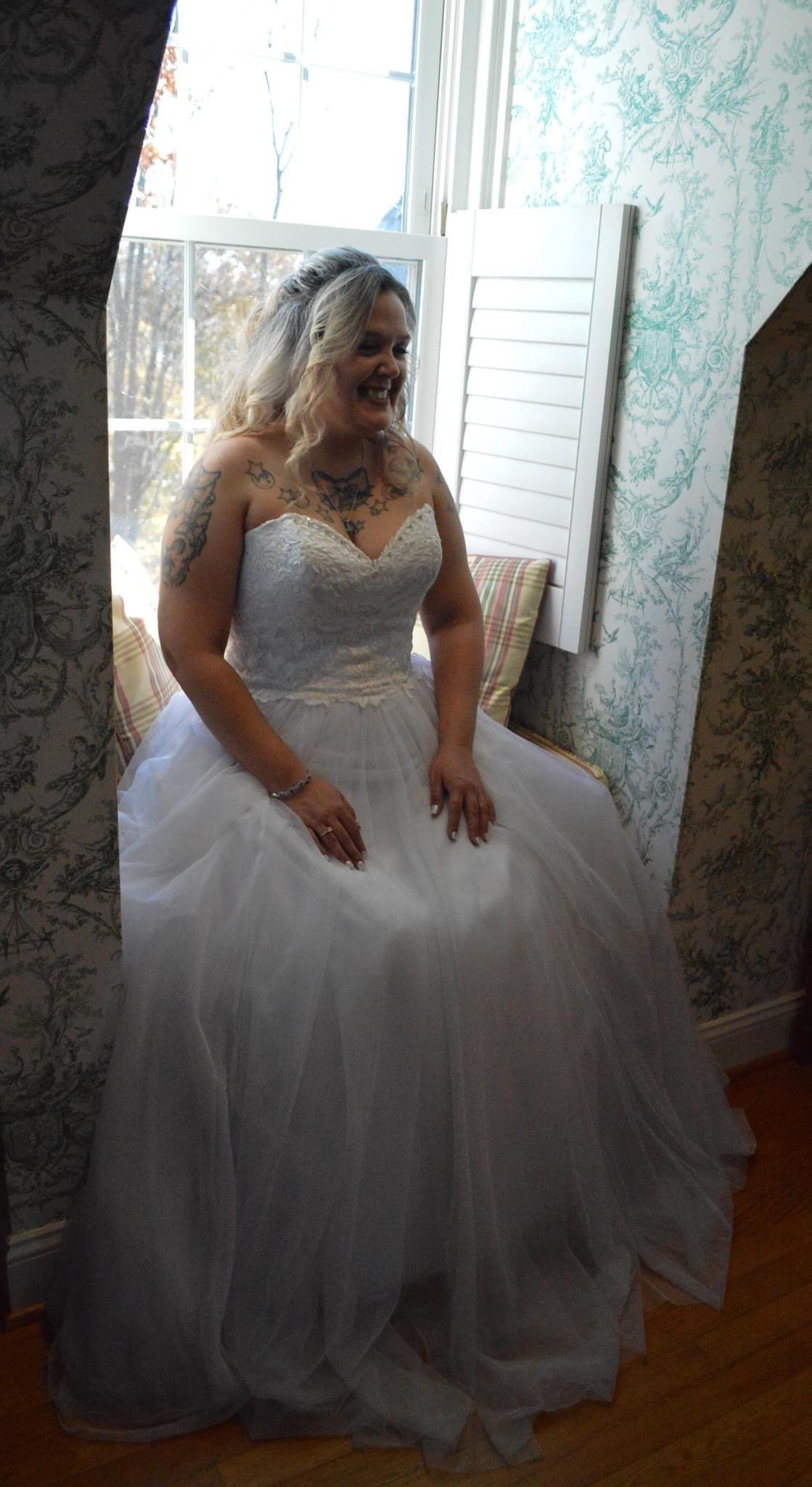 Wedding Event Venue Bride Virginia Radford Nesselrod Tickle